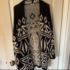 Mavi Black and White Geometric Cardigan